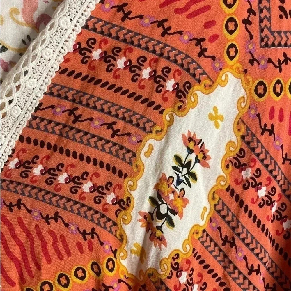 Coco & Carmen colorful Kimono - Picture 2 of 4